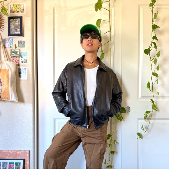 Men's Vintage Black Leather Jacket - Picture 4 of 8